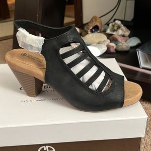 Gianni Bernini Platform Sandals